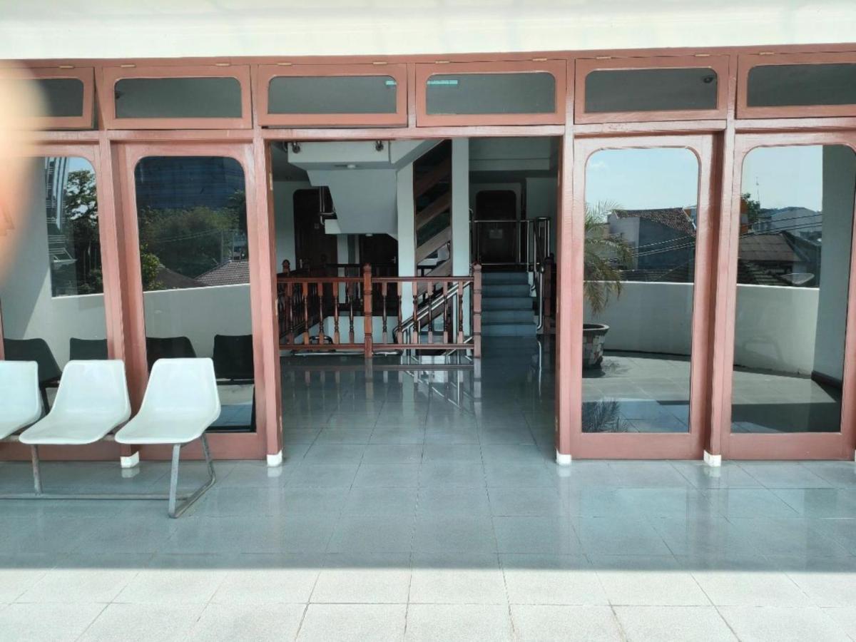 Wisma Hari Kota Medan Extérieur photo